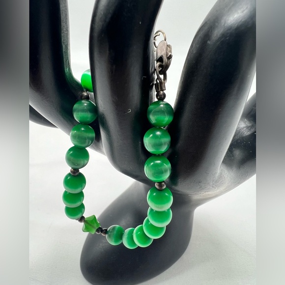 Genuine natural green opal bracelet - Picture 1 of 4